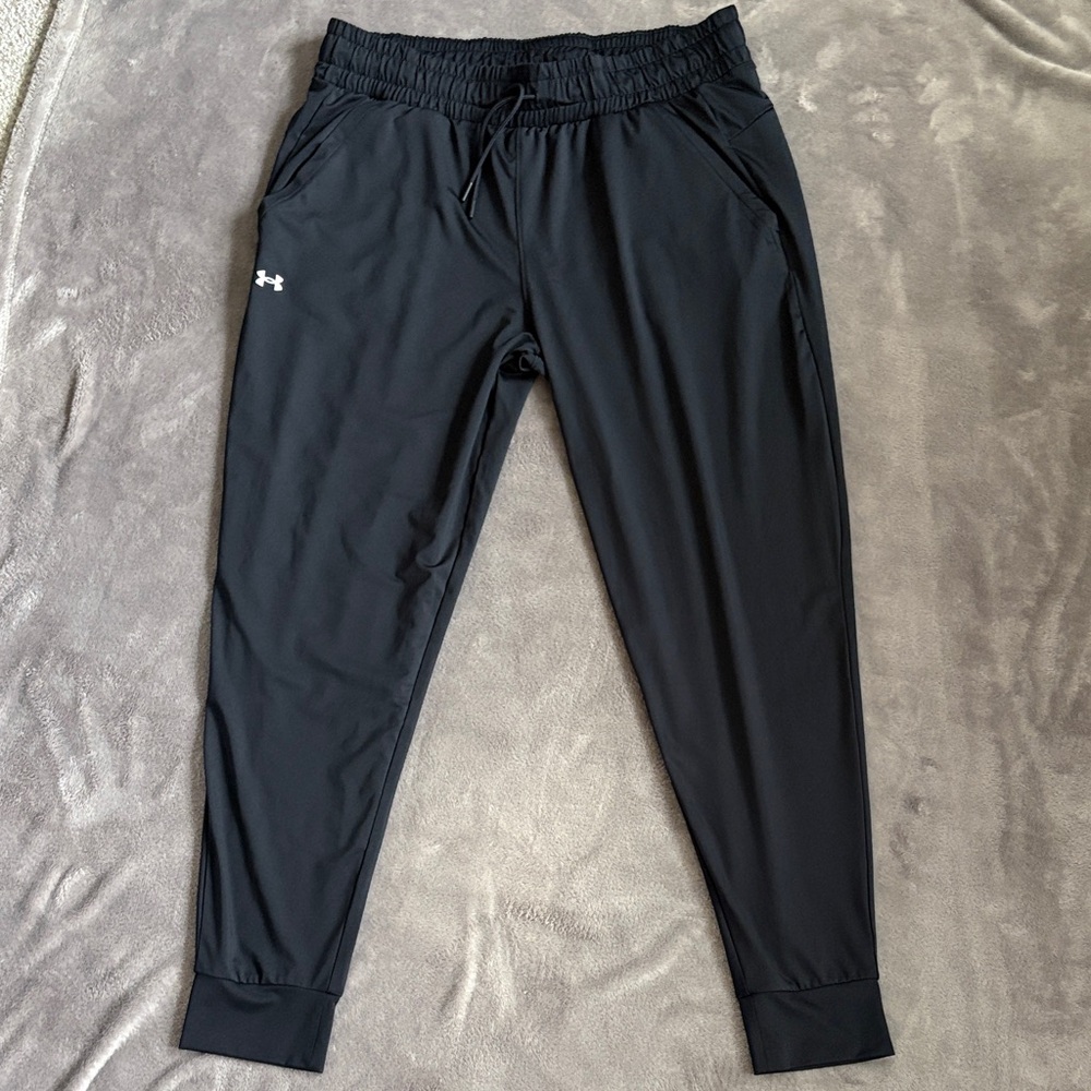 Under Armour women’s  Heat Gear pants